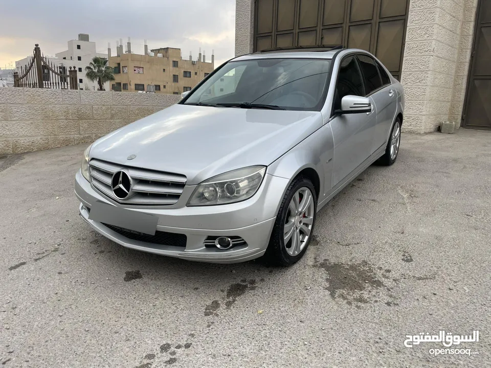 مرسيدسc200/2009w204