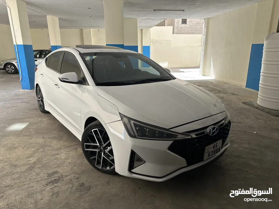 2019 Elentra Turbo.