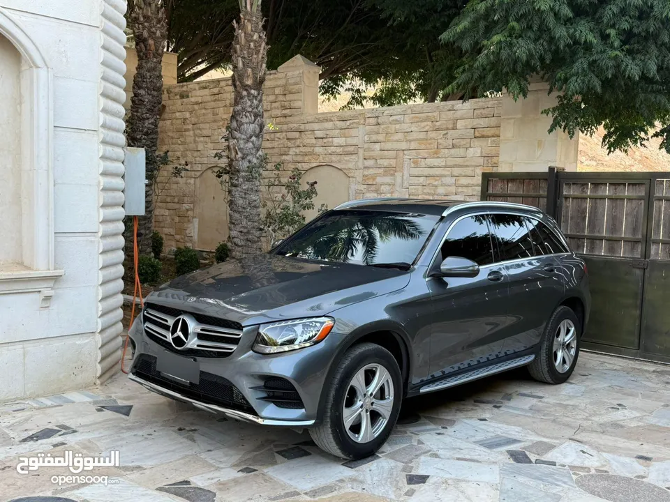 مرسيدس GLC 300 2018 فحص كامل فل كامل ما عدا الفتحة