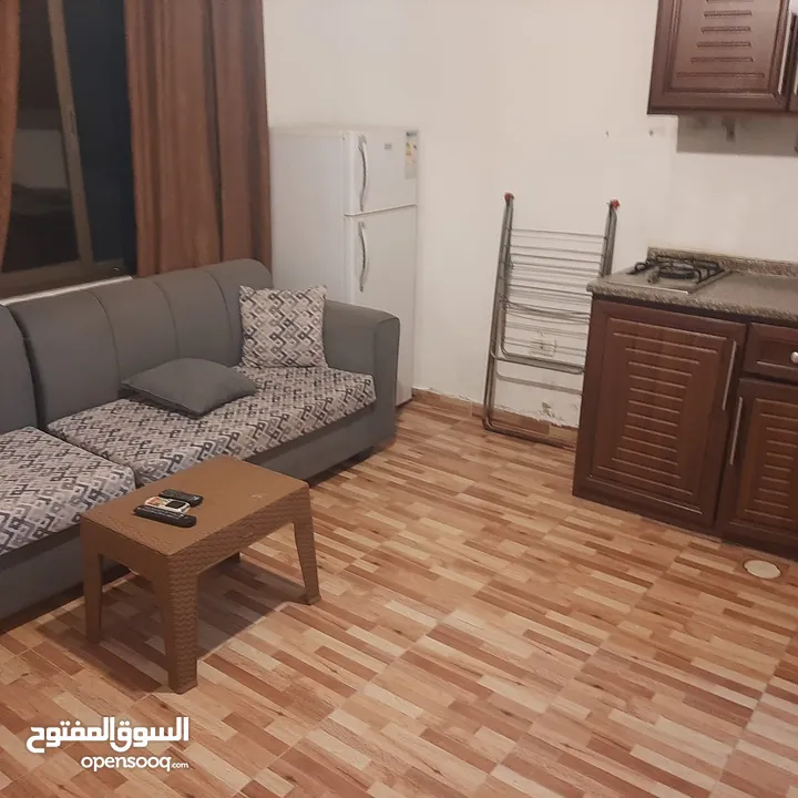 استوديوهات مفروشة للايجار