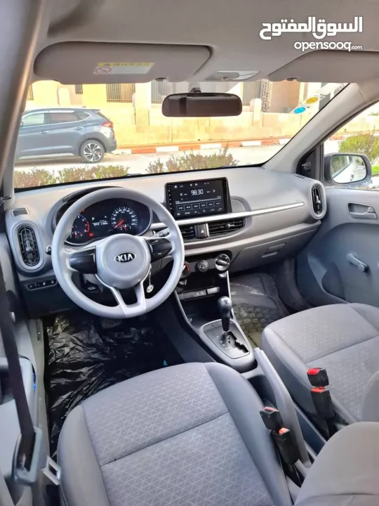 كيا مورنينك 2019 فحص ممتاز عداد قليل 31