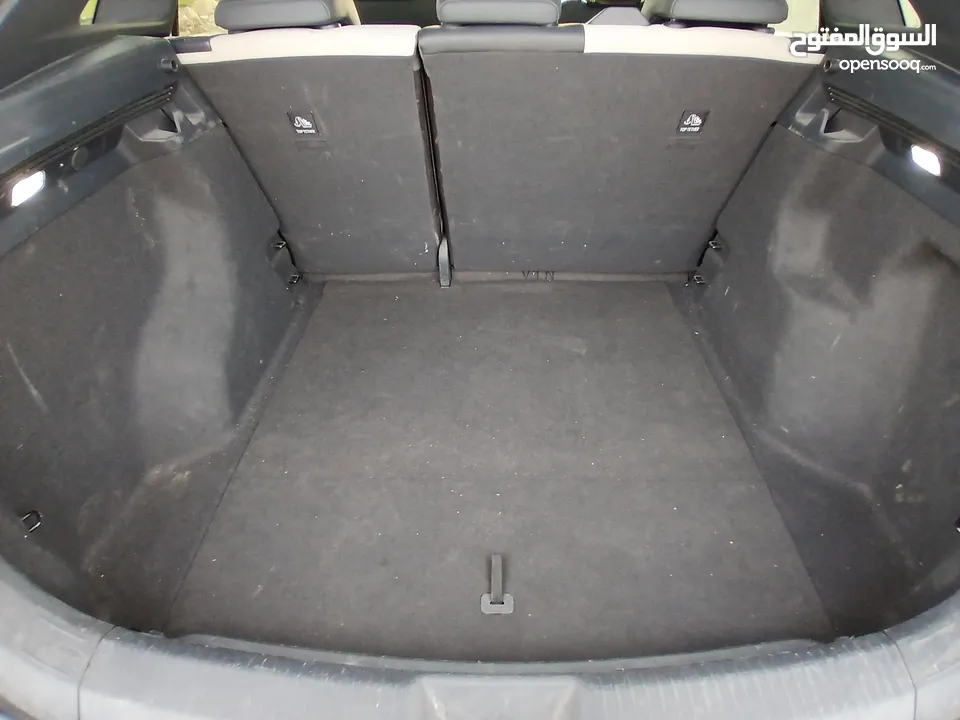 Volkswagen ID4 PURE+ للبيع