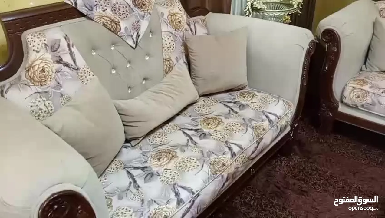 طق كنب غرفة ضيوف