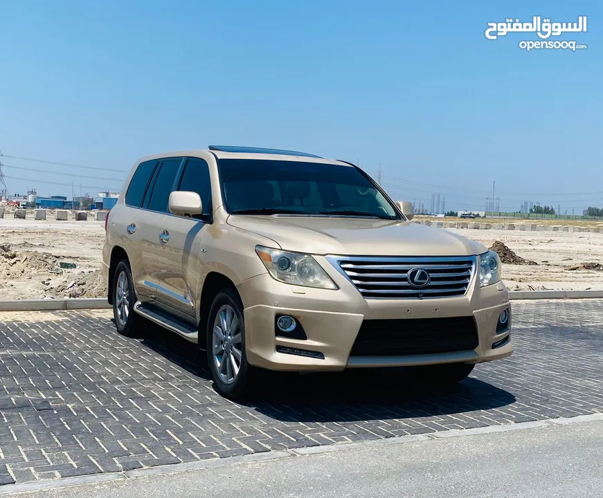 ستيشن لكزس LX570 خليجي موديل 2010