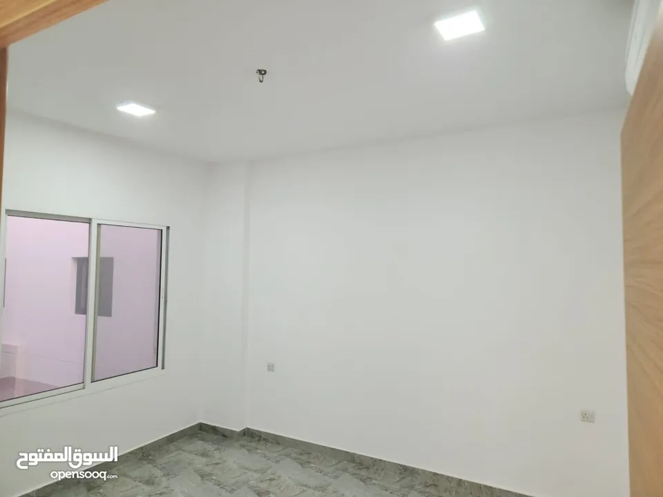 شقة للايجار في بناية جوهرة القرم-Apartment for Rent in Jawharat Al Qurum Building