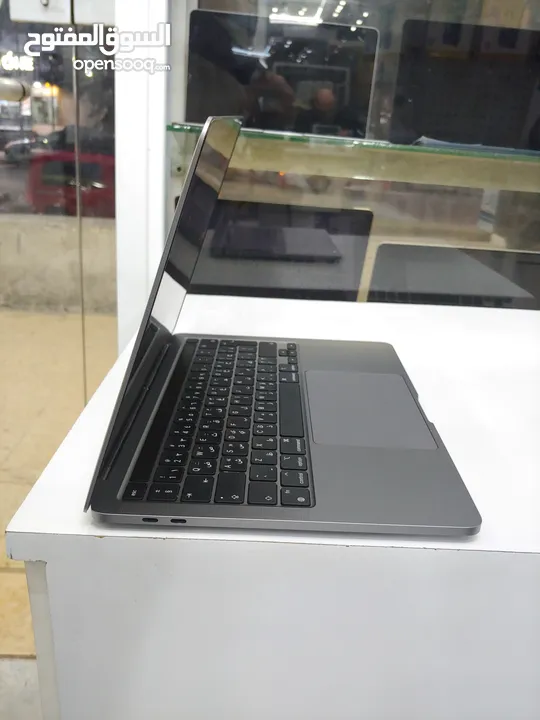 MacBook Pro 2020 M1 spacegray 8GB Ram 256GB SSD لابتوب ابل لون رمادي