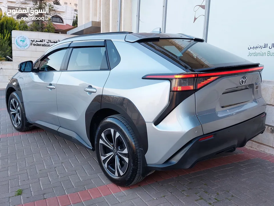 تويوتا BZ4X موديل 2022 مميز جدآ