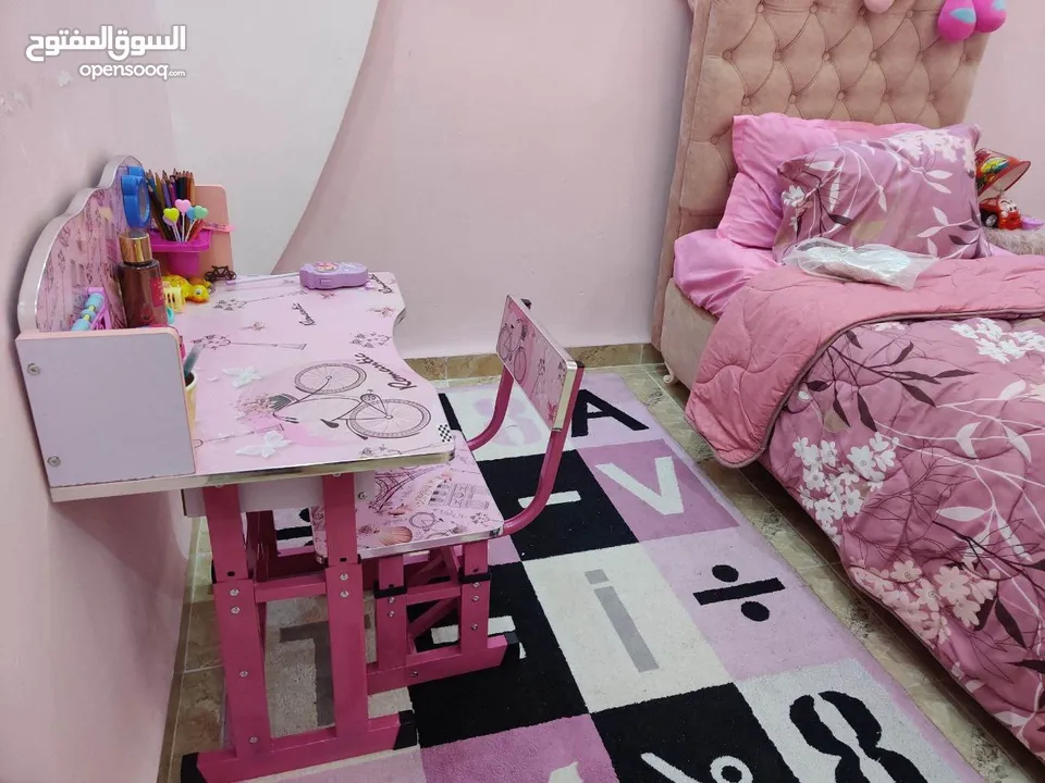 مكاتب أطفال الروضة – متعة الدراسة واللعب في مكان واحد تصميم عملي ومريح للأطفال