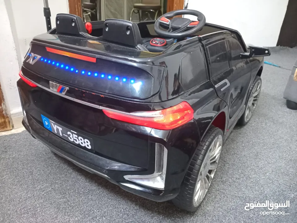 سيارة اطفال BMW