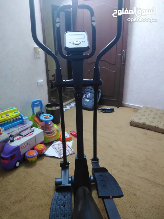 كروس للبيع