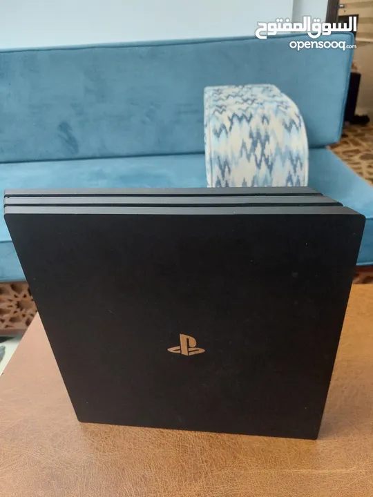 playstation 4 pro / بلستيشن 4 برو   بسعر حرقق