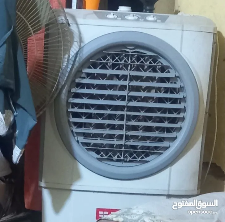 مكيف فريش 3 الف وحدة شبه جديد بيعه حوجه علاجيه خلال اليوم السعر 450 المكان الثورة ال 30