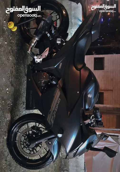 دراجة سوزوكي GIXXER SF250