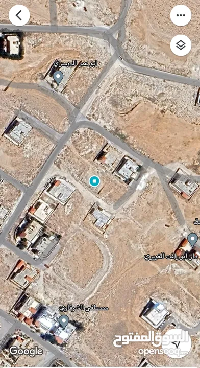 قطعة أرض مميزة مساحة 555 متر في الزرقاء - البتراوي الجنوبي واجهة عريضة على الشارع