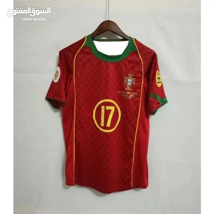 تيشيرت كرة قدم للعاب كرستيانو قديم ونادر ويحمل الرقم 17 كرستيانو في شبابه