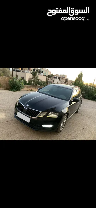 Skoda Octavia فللللللللل مع بانوراما 2000 ديزل اوتوماتيك ب الورقه