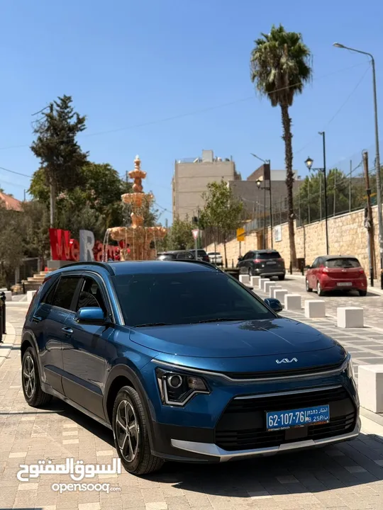 كيا نيرو 2022.بنزين وكهريا .الخليل او رام لله .فل عدا فتحه .بحاله ممتازه فحص نخب .مستورد