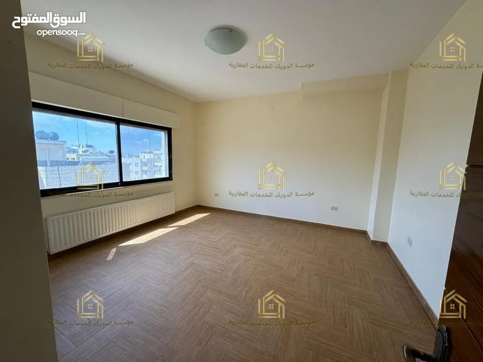 شقة طابقية - الصويفية - 4نوم 2ماستر - 320م - قرب الخدمات العامة