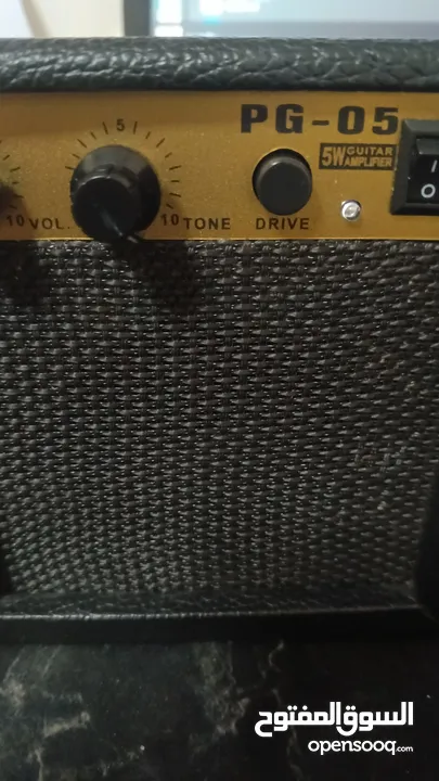 small traveling amplifier for guitar