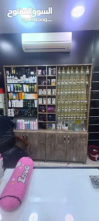 ديكور محل مكياج للبيع يسعر مغري جدا