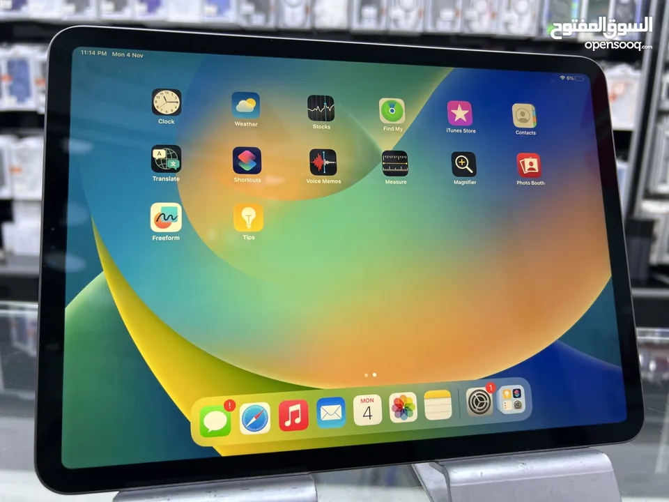 iPad Apple Pro 4th Generation  (2022 M2 chip ) ايباد برو 2022 11 انش  512 جيجابايت مستعمل وكالة