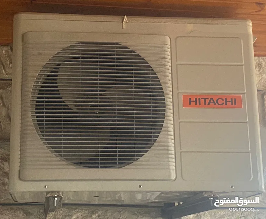 مكيف HITACHI مستعمل للبيع