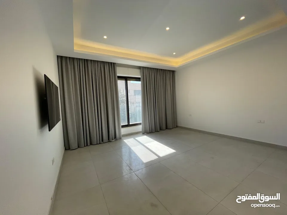 Fully furnished villa for rent in Abdoun  ( Property 38332 )-174796325