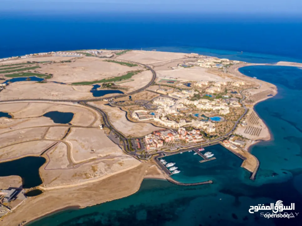 شالية للبيع 112م متشطب بالكامل في باي ويست سوما باي الغردقة بفيو دايركت علي البحر Soma Bay