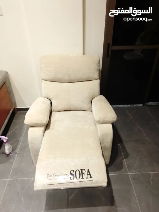 متوفر اثاث بيت فاخر في طول كرم استخدام اقل من شهرين