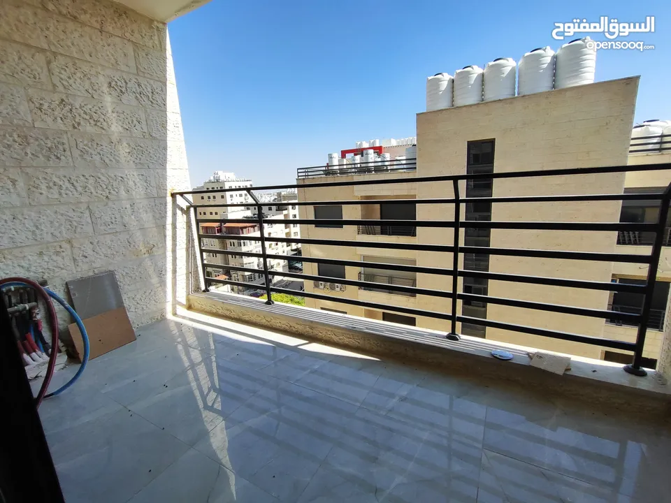 شقة جديدة غير مفروشة للايجار في الماصيون