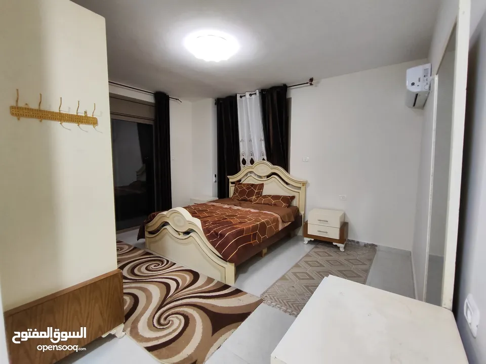 شقة مفروشة للإيجار في عين منجد