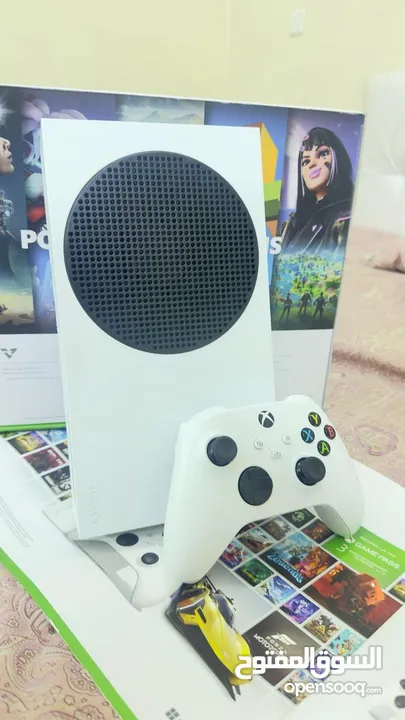 NEW XBOX Series s with controller