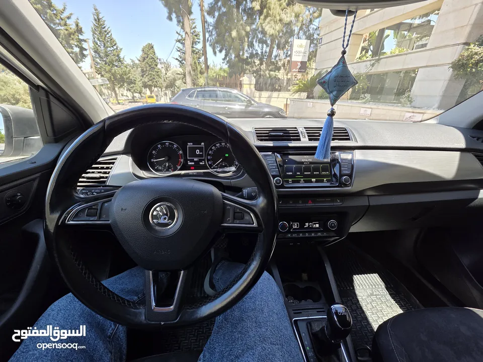 سكودا فابيا اوتومات بنزين ماتور 1200 تيربو ترخيص 2017