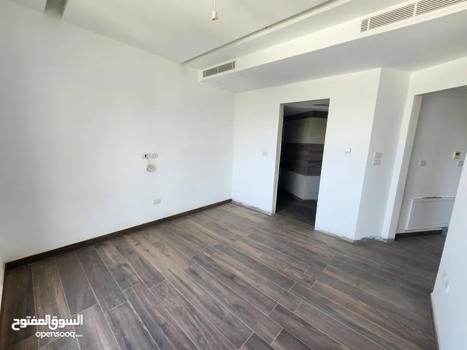 شقة للبيع بين الدوار الرابع و الخامس - ref:14612