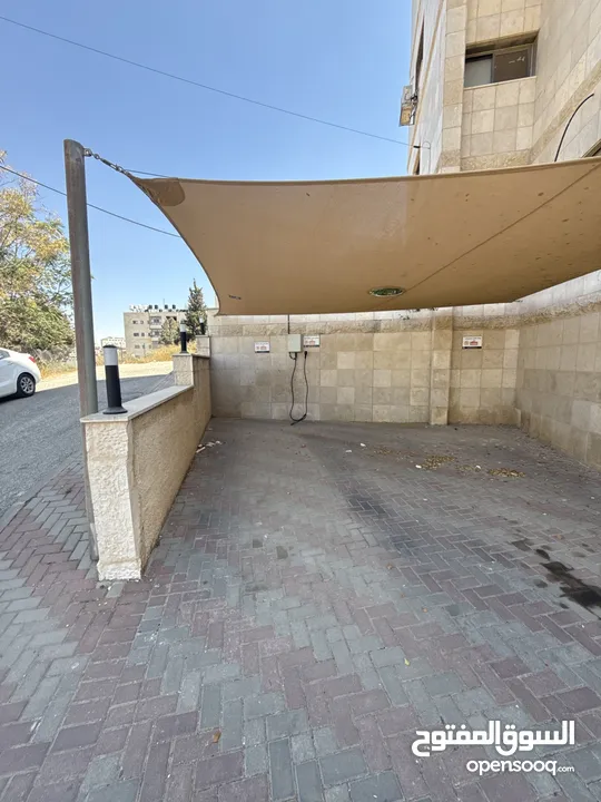 شقة للبيع طابق رابع