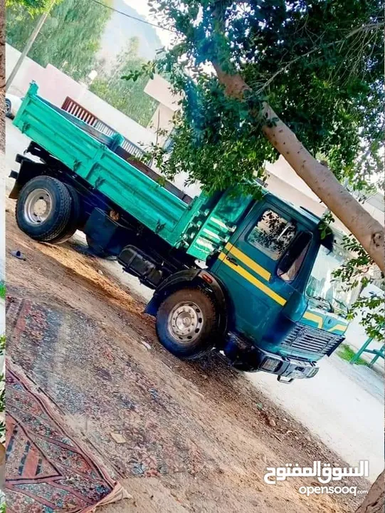 قلاب مرسيدس بنز
