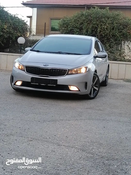 كيا K3 / ماتور 1600 /ديزل /عداد قليل 110  / فحص نخب/ اقتصاديه /الأكثر طلبا