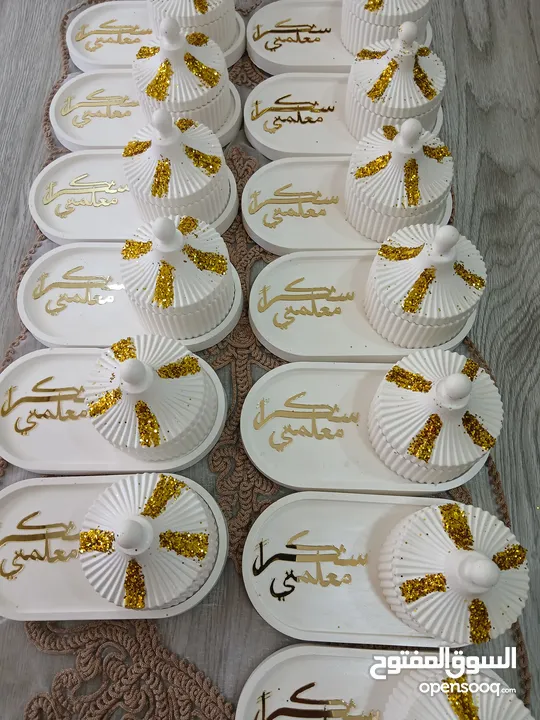 مزهريات وتحف