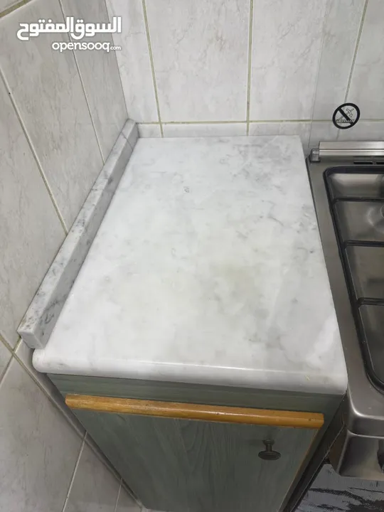 نشتري نشتري جميع انواع المطابخ المنيوم والبلوط نئتيك أينما كنتم