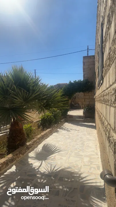 بيت للبيع في منطقة ناعور حسبان