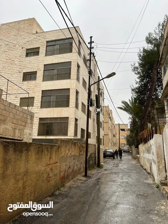 شقق سكنية او استثمارية جديدة لم تسكن للبيع في صويلح  120متر مع مطبخ امريكي راكب  من المالك مباشرة.