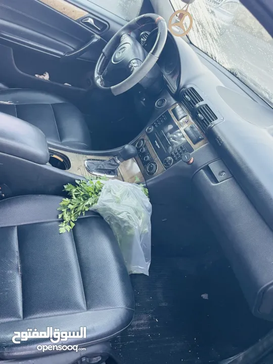 مرسيدس بالكرتونه 2008 فول الفل 6 سلندر موجوده بالخليل