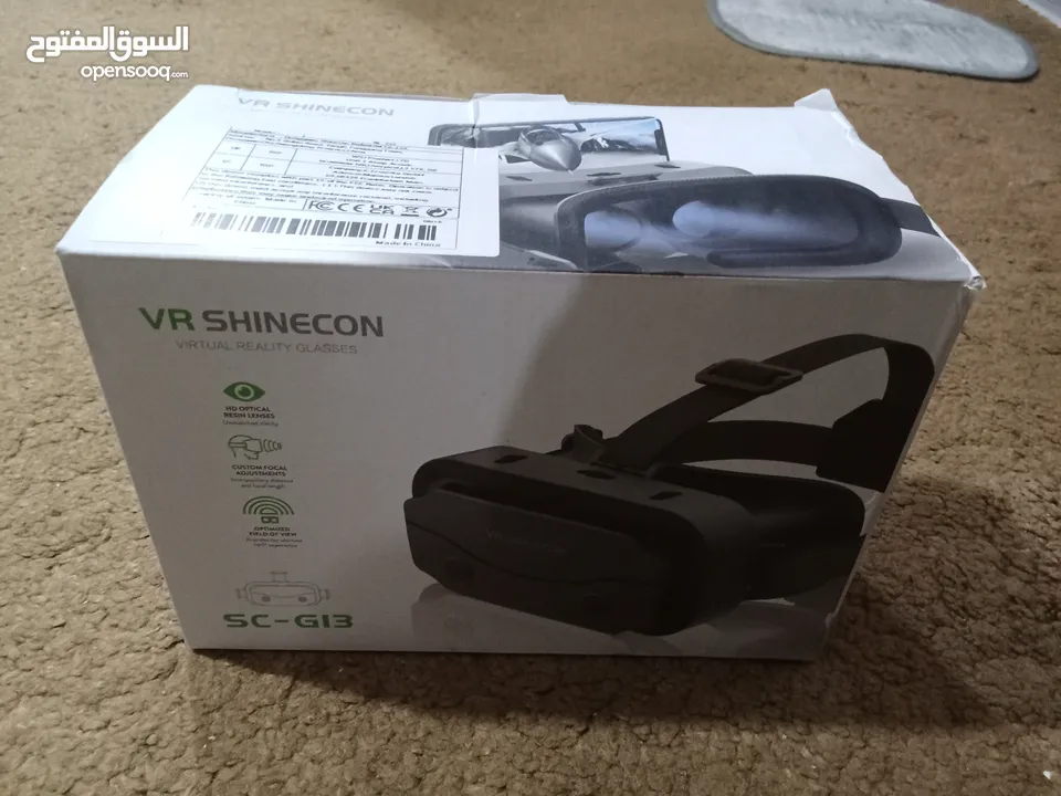 ماكينه حلاقه جديده استعمال مرة واحدة فقط مع ملحقاتها بالكرتونة  ونظارات العالم الافتراضي جديدة للبيع