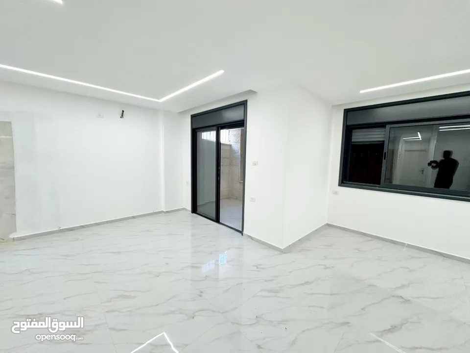 شقة جديدة 125 الف
