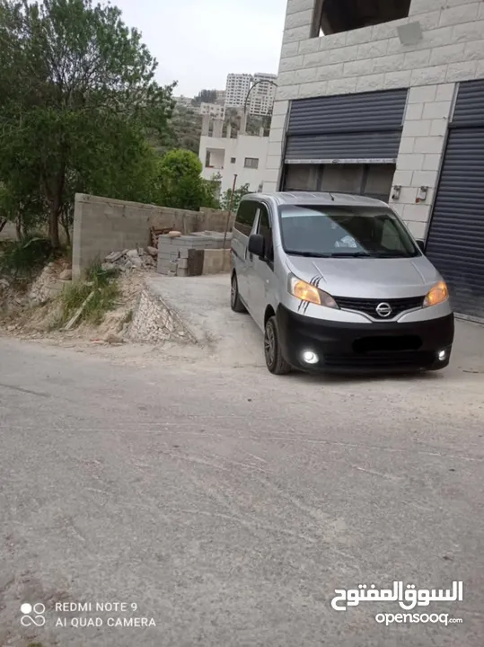 نيسان nv200 يد أولا