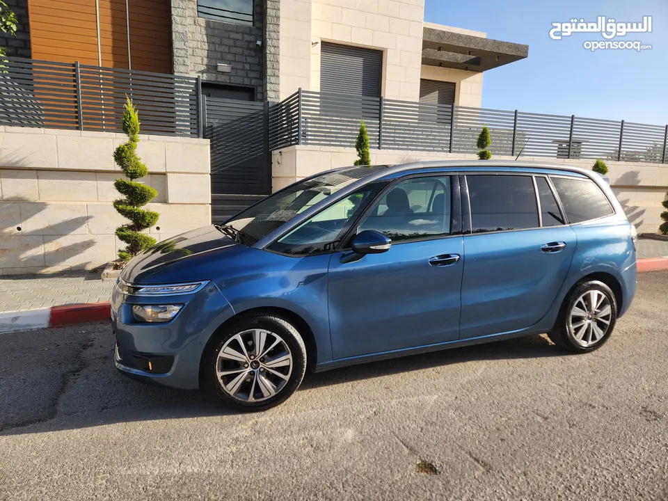 ستروين c4  2017