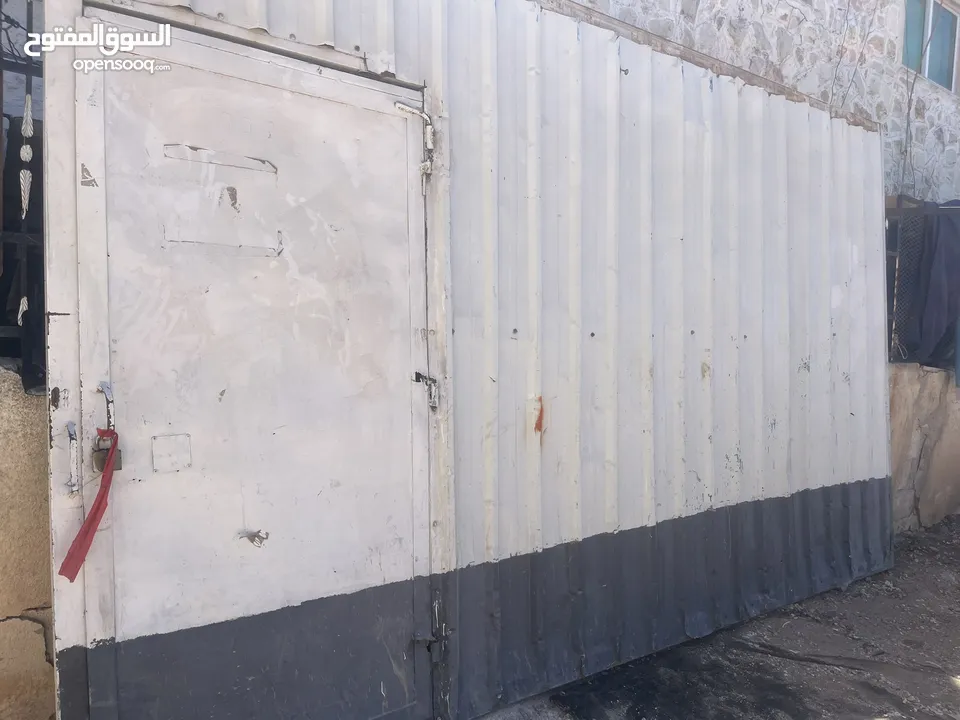 باب سحاب جديد ثقيل وفيه باب خدمات لقياس موجود بلصور بسعر حرق
