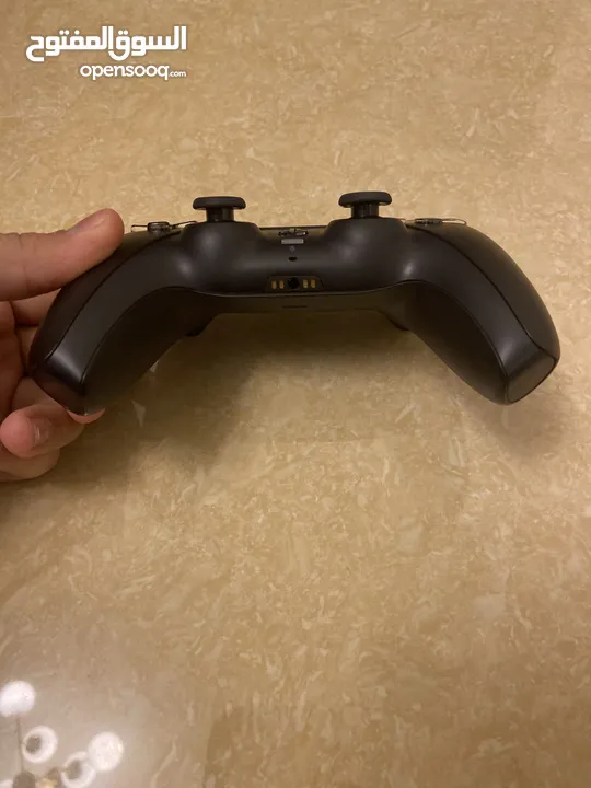 ‏يده PlayStation 5 جديدة  (New PlayStation 5 controller )