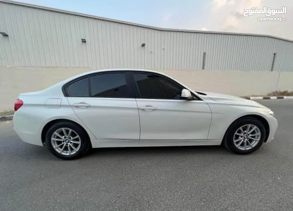 Bmw f30 318i 2016