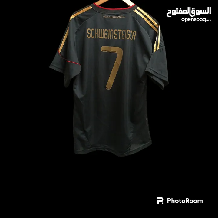 Germany 2010 Away Schweinsteiger